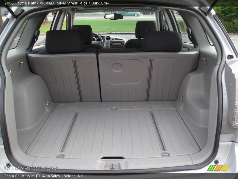 Silver Streak Mica / Dark Gray 2005 Toyota Matrix XR AWD