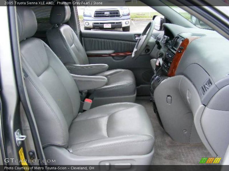 Phantom Gray Pearl / Stone 2005 Toyota Sienna XLE AWD