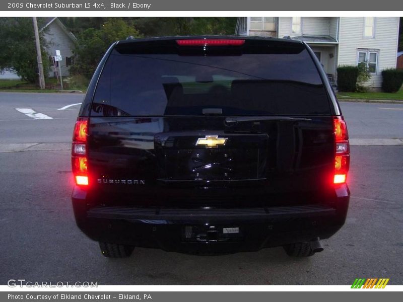 Black / Ebony 2009 Chevrolet Suburban LS 4x4