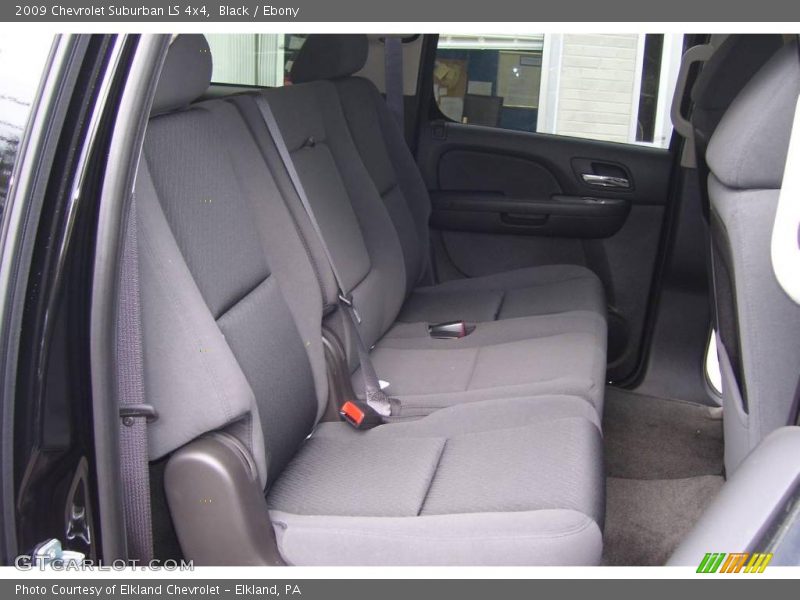 Black / Ebony 2009 Chevrolet Suburban LS 4x4
