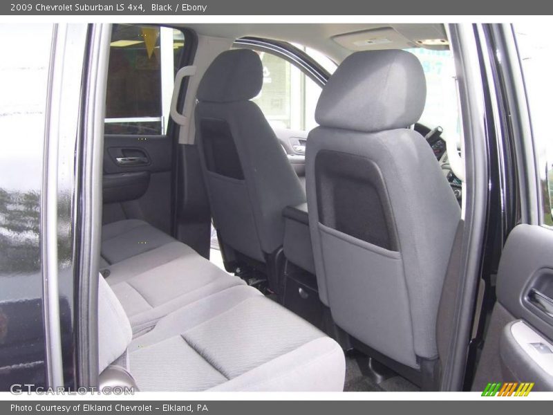 Black / Ebony 2009 Chevrolet Suburban LS 4x4