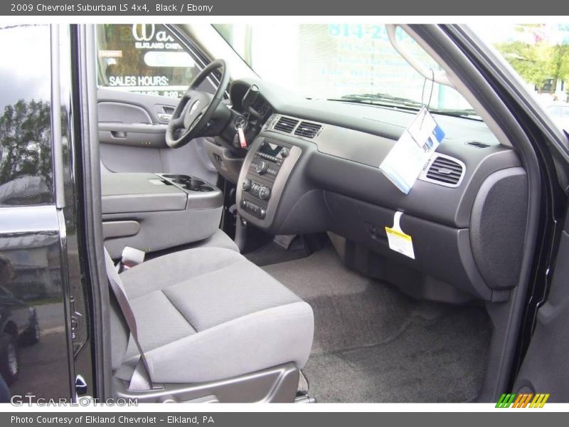 Black / Ebony 2009 Chevrolet Suburban LS 4x4