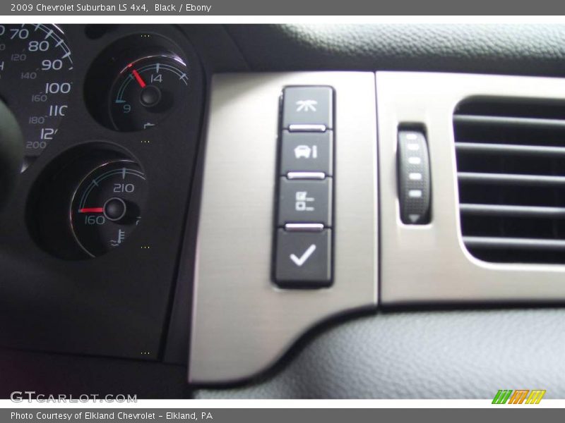 Black / Ebony 2009 Chevrolet Suburban LS 4x4