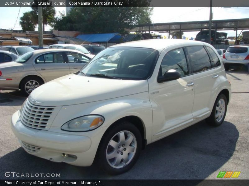 Cool Vanilla / Dark Slate Gray 2004 Chrysler PT Cruiser Touring