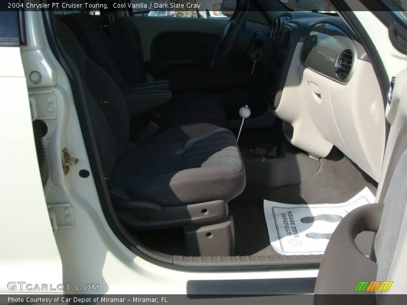 Cool Vanilla / Dark Slate Gray 2004 Chrysler PT Cruiser Touring
