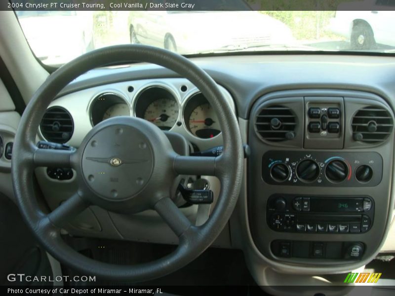 Cool Vanilla / Dark Slate Gray 2004 Chrysler PT Cruiser Touring