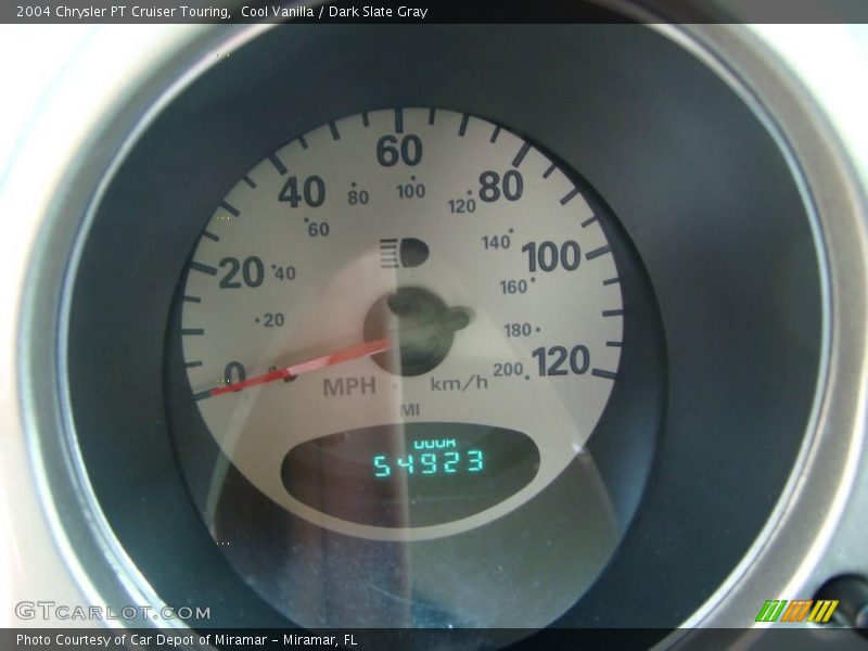 Cool Vanilla / Dark Slate Gray 2004 Chrysler PT Cruiser Touring