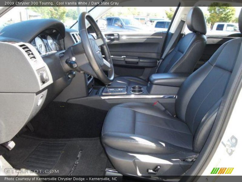 Cool Vanilla White / Dark Slate Gray 2009 Chrysler 300 Touring