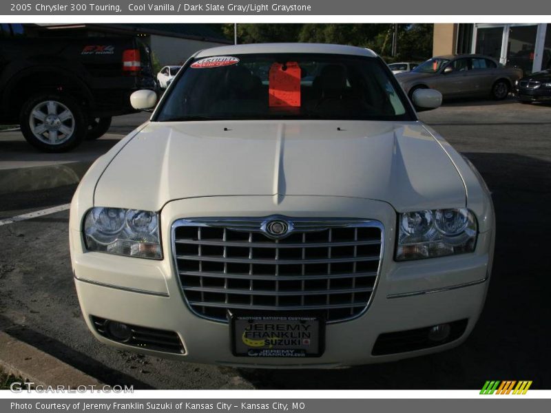 Cool Vanilla / Dark Slate Gray/Light Graystone 2005 Chrysler 300 Touring