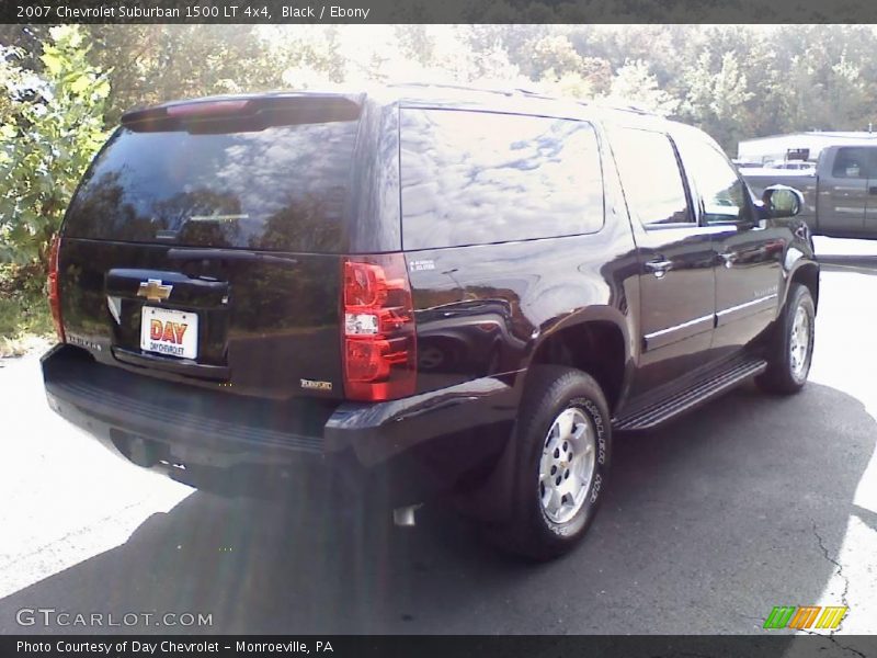 Black / Ebony 2007 Chevrolet Suburban 1500 LT 4x4