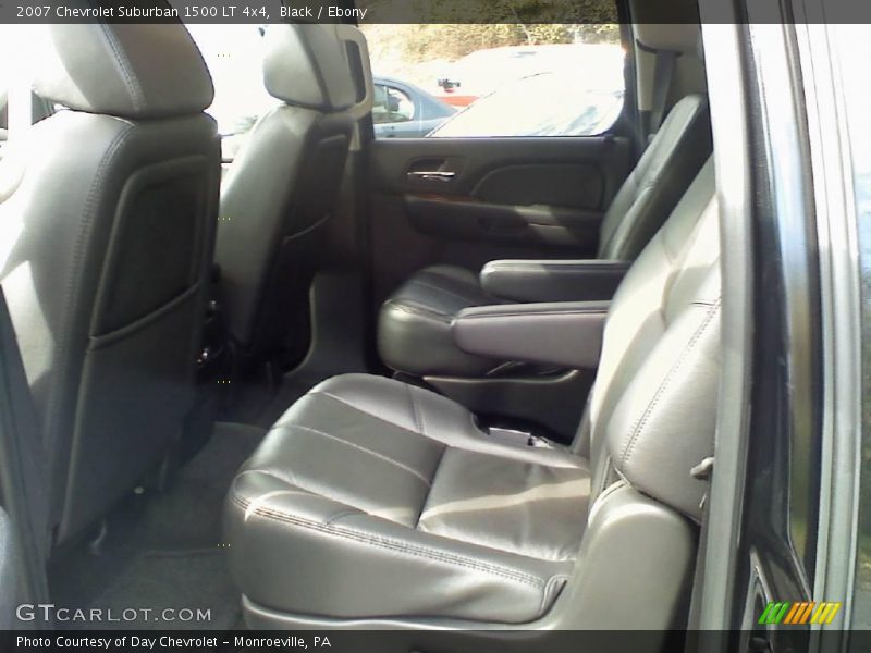 Black / Ebony 2007 Chevrolet Suburban 1500 LT 4x4