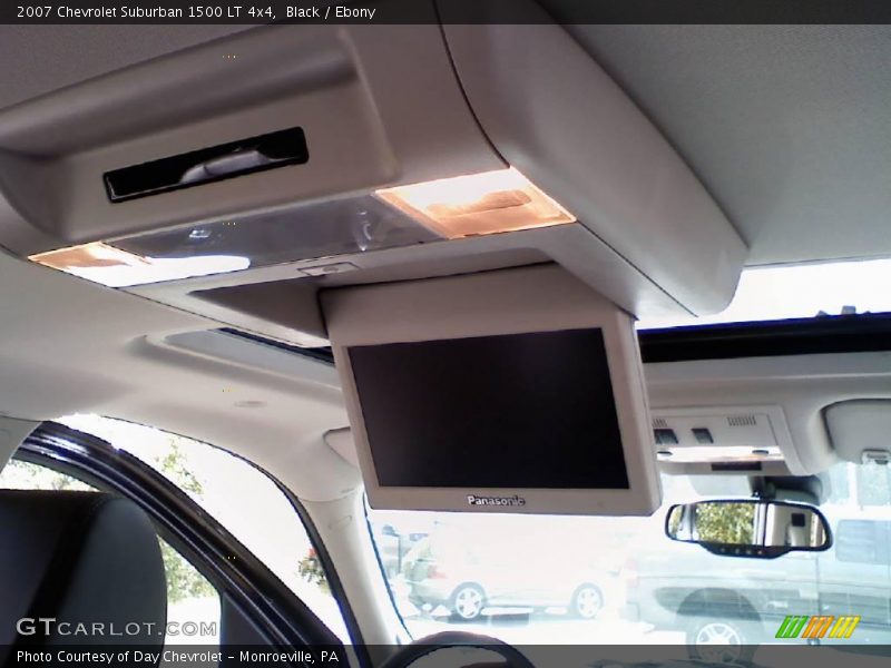 Black / Ebony 2007 Chevrolet Suburban 1500 LT 4x4