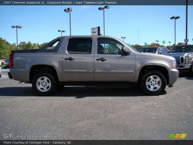 Graystone Metallic / Dark Titanium/Light Titanium 2007 Chevrolet Avalanche LS
