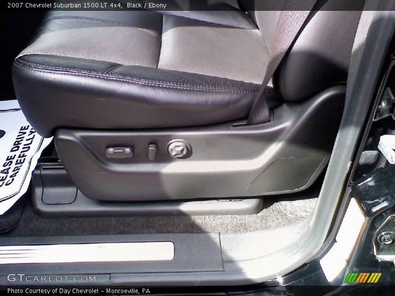 Black / Ebony 2007 Chevrolet Suburban 1500 LT 4x4