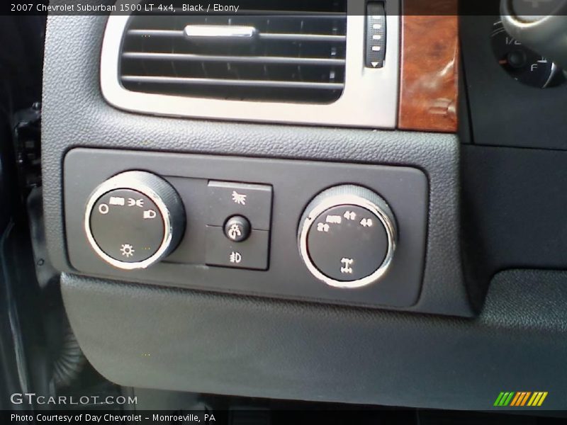 Black / Ebony 2007 Chevrolet Suburban 1500 LT 4x4
