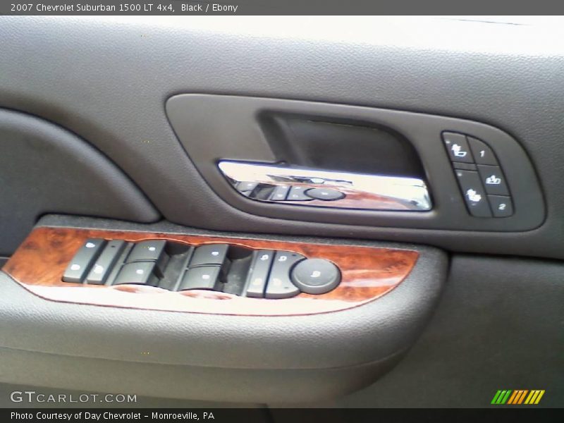 Black / Ebony 2007 Chevrolet Suburban 1500 LT 4x4