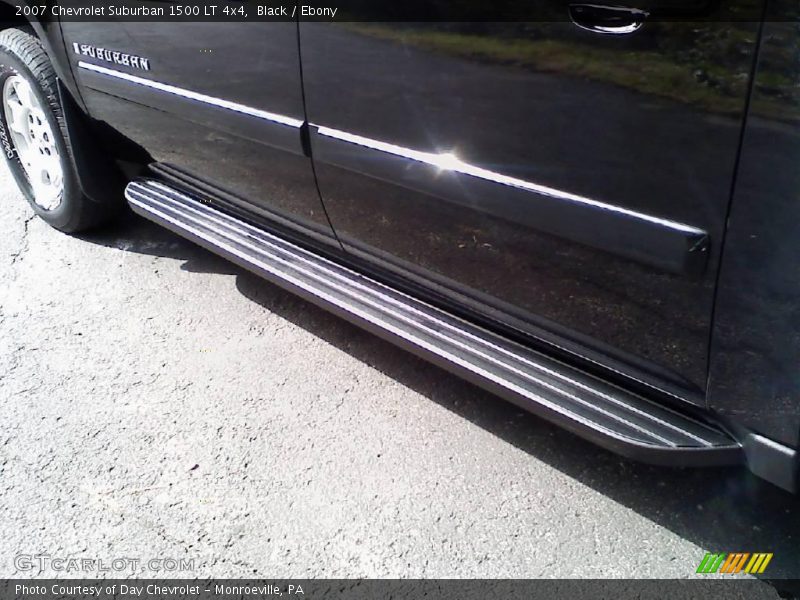 Black / Ebony 2007 Chevrolet Suburban 1500 LT 4x4
