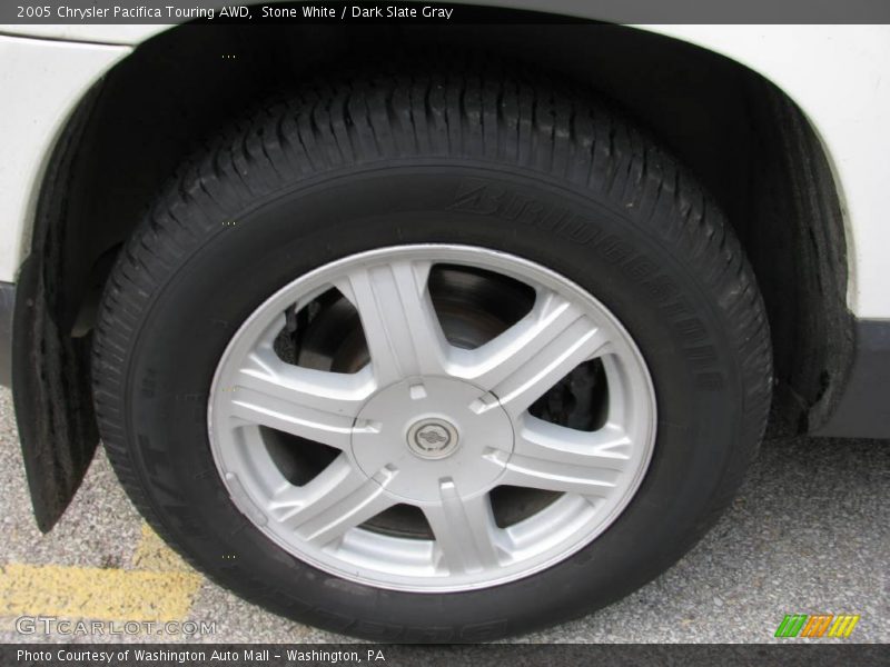 Stone White / Dark Slate Gray 2005 Chrysler Pacifica Touring AWD