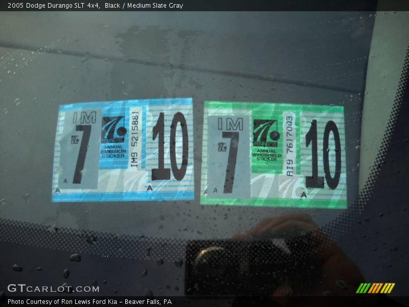 Black / Medium Slate Gray 2005 Dodge Durango SLT 4x4