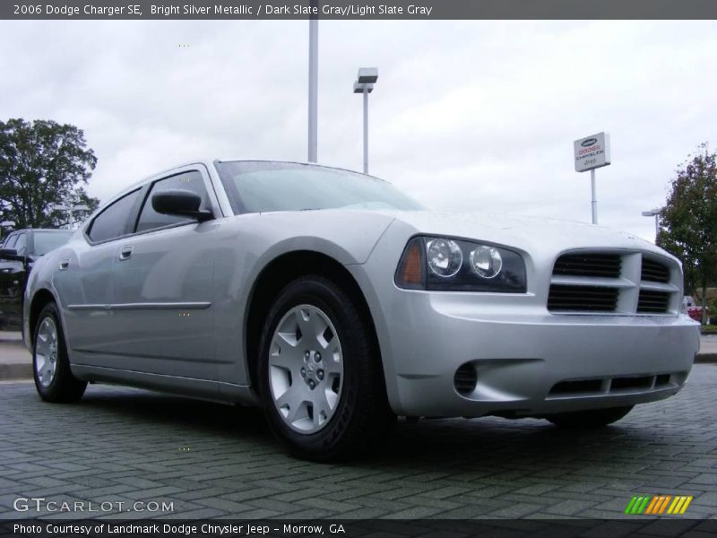 Bright Silver Metallic / Dark Slate Gray/Light Slate Gray 2006 Dodge Charger SE