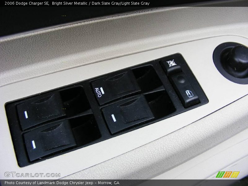 Bright Silver Metallic / Dark Slate Gray/Light Slate Gray 2006 Dodge Charger SE