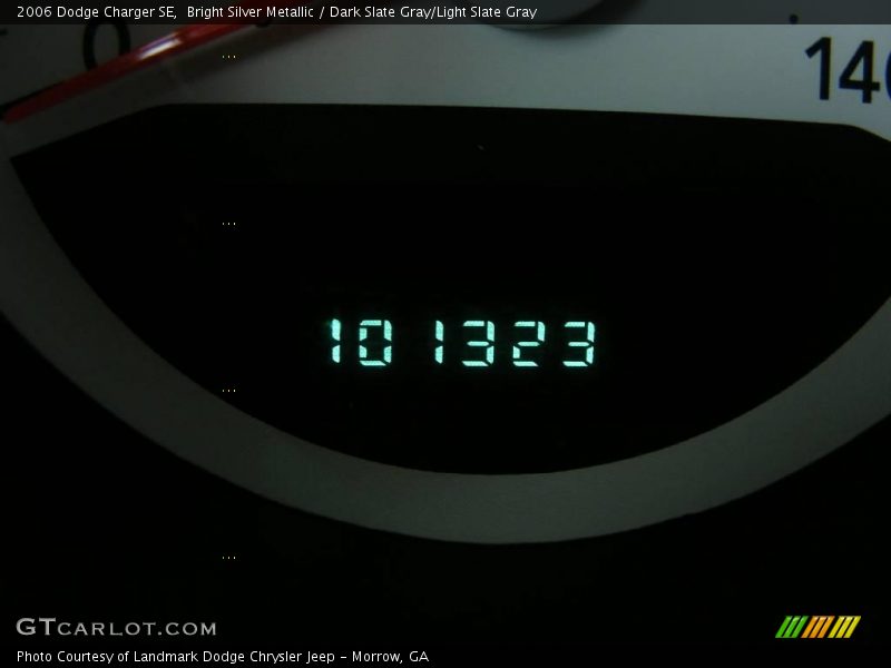 Bright Silver Metallic / Dark Slate Gray/Light Slate Gray 2006 Dodge Charger SE