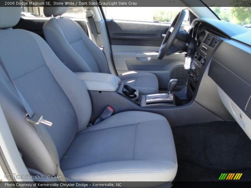 Stone White / Dark Slate Gray/Light Slate Gray 2006 Dodge Magnum SE