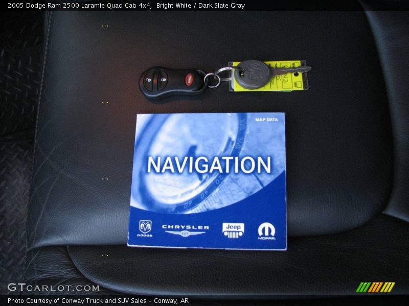 Bright White / Dark Slate Gray 2005 Dodge Ram 2500 Laramie Quad Cab 4x4