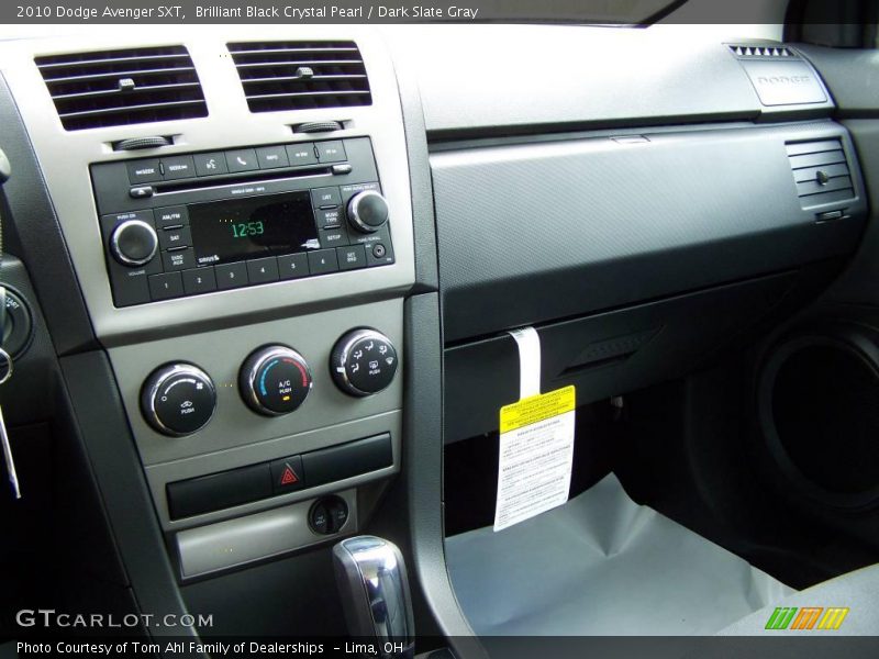Brilliant Black Crystal Pearl / Dark Slate Gray 2010 Dodge Avenger SXT