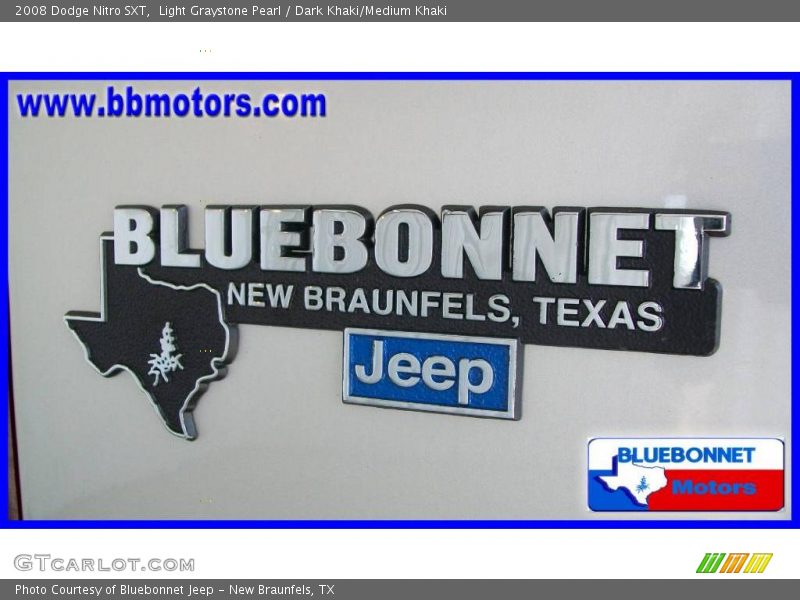 Light Graystone Pearl / Dark Khaki/Medium Khaki 2008 Dodge Nitro SXT