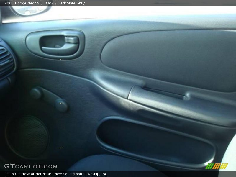 Black / Dark Slate Gray 2003 Dodge Neon SE
