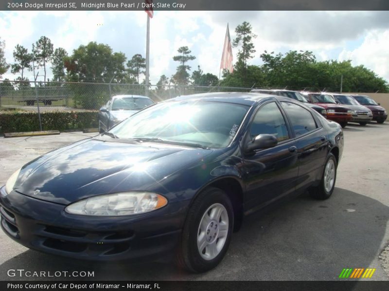 Midnight Blue Pearl / Dark Slate Gray 2004 Dodge Intrepid SE