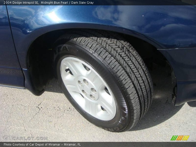 Midnight Blue Pearl / Dark Slate Gray 2004 Dodge Intrepid SE