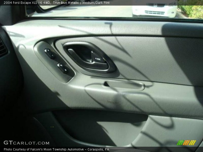 True Blue Metallic / Medium/Dark Flint 2004 Ford Escape XLS V6 4WD
