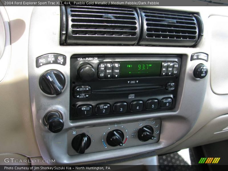Pueblo Gold Metallic / Medium Pebble/Dark Pebble 2004 Ford Explorer Sport Trac XLT 4x4