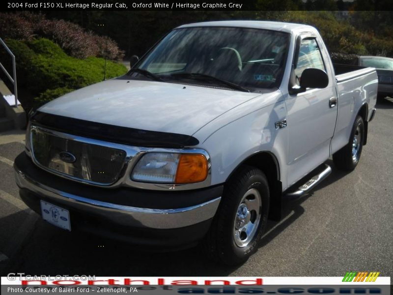 Oxford White / Heritage Graphite Grey 2004 Ford F150 XL Heritage Regular Cab