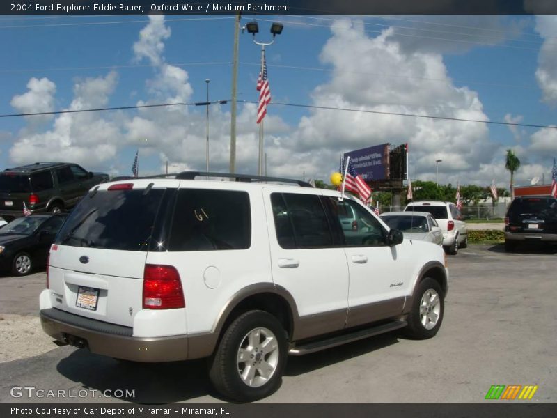Oxford White / Medium Parchment 2004 Ford Explorer Eddie Bauer