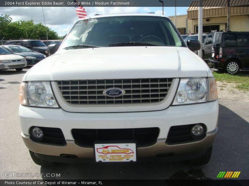 Oxford White / Medium Parchment 2004 Ford Explorer Eddie Bauer