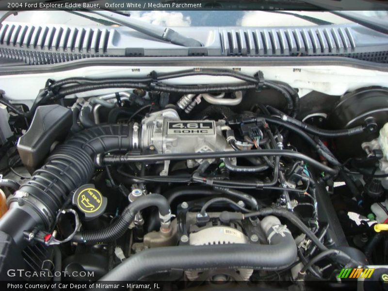 Oxford White / Medium Parchment 2004 Ford Explorer Eddie Bauer