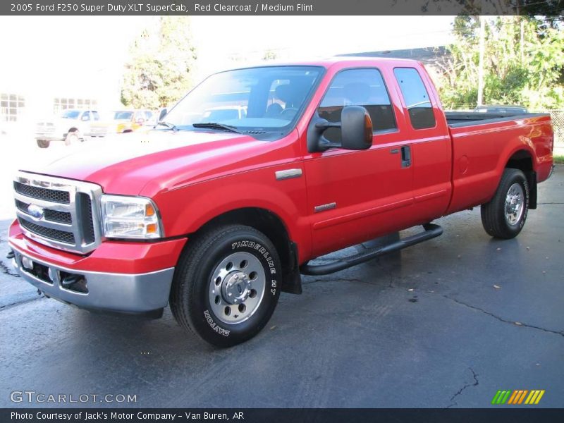 Red Clearcoat / Medium Flint 2005 Ford F250 Super Duty XLT SuperCab