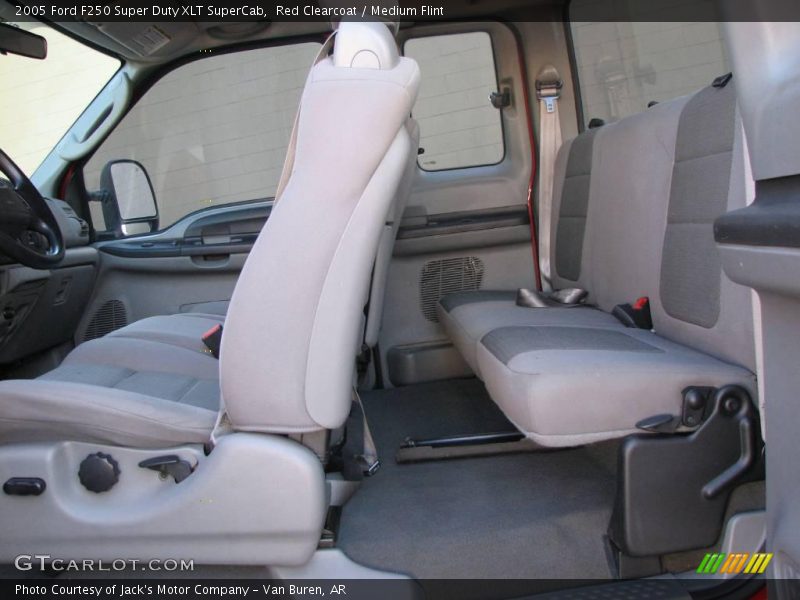 Red Clearcoat / Medium Flint 2005 Ford F250 Super Duty XLT SuperCab