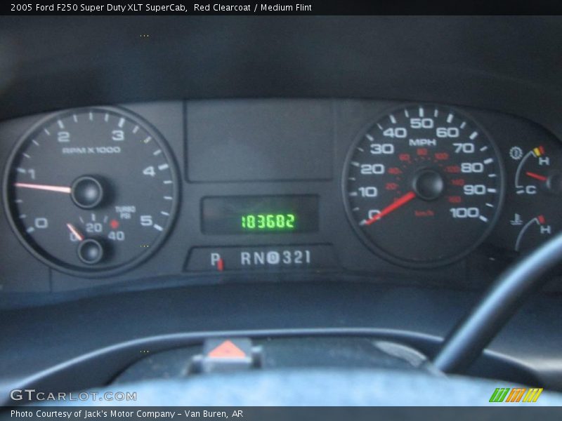 Red Clearcoat / Medium Flint 2005 Ford F250 Super Duty XLT SuperCab
