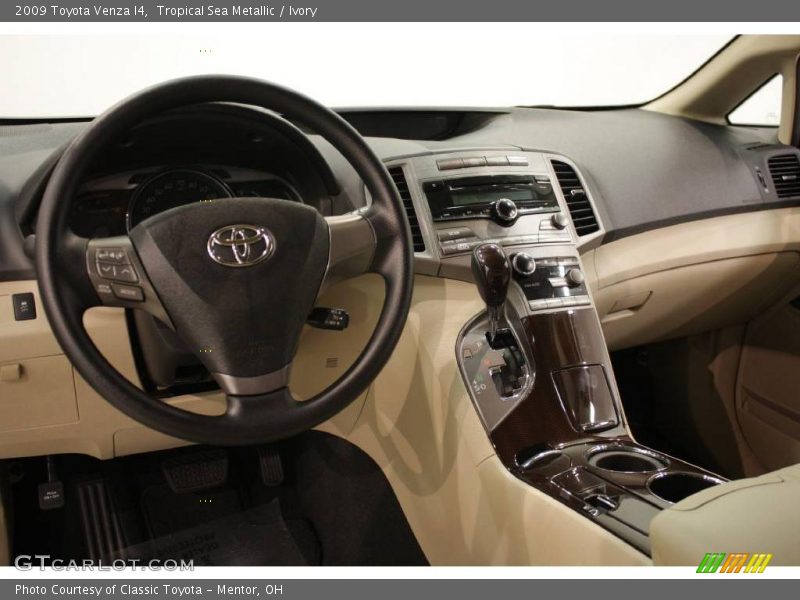 Tropical Sea Metallic / Ivory 2009 Toyota Venza I4