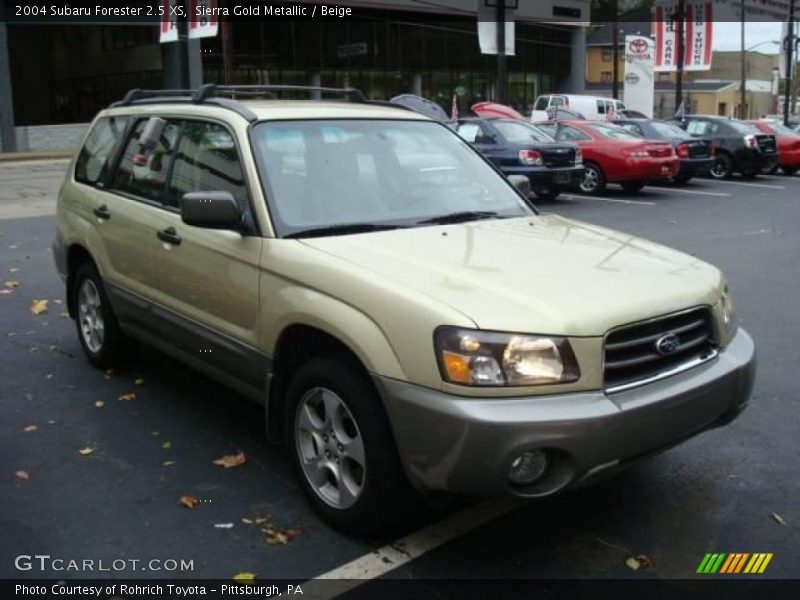Sierra Gold Metallic / Beige 2004 Subaru Forester 2.5 XS