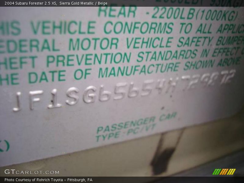 Sierra Gold Metallic / Beige 2004 Subaru Forester 2.5 XS