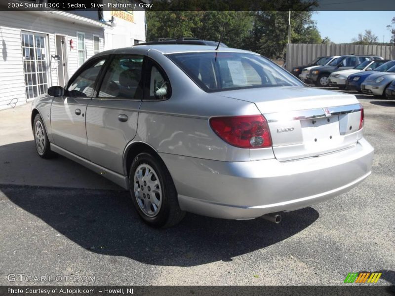 Silver Platinum / Gray 2004 Saturn L300 1 Sedan