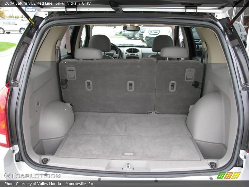 Silver Nickel / Gray 2004 Saturn VUE Red Line