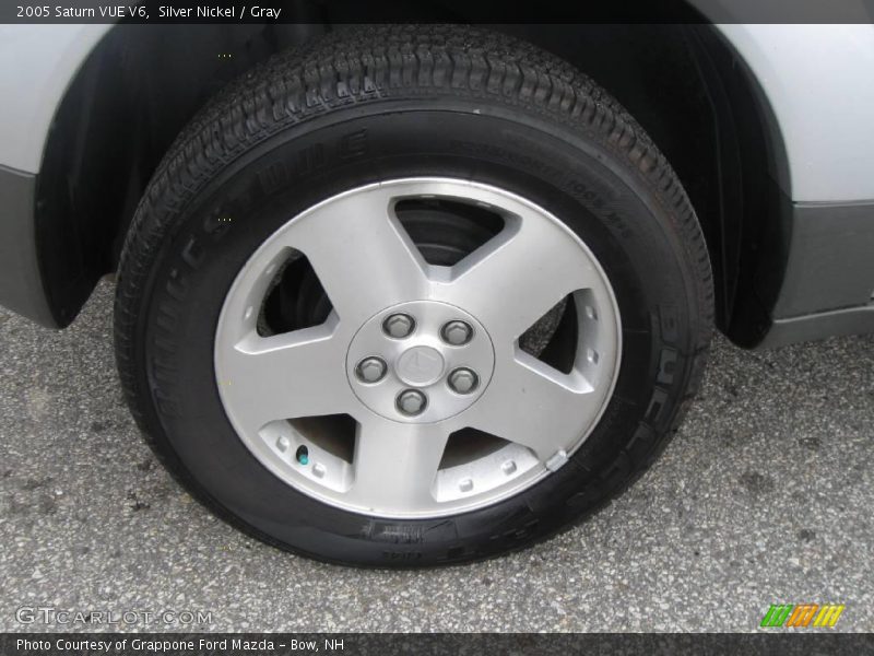 Silver Nickel / Gray 2005 Saturn VUE V6