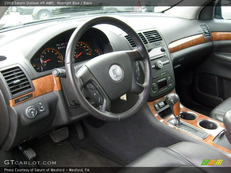 Midnight Blue / Black 2009 Saturn Outlook XR AWD