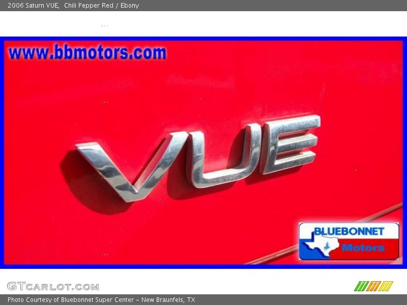 Chili Pepper Red / Ebony 2006 Saturn VUE